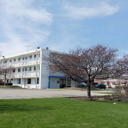 Motel 6 Chicago Southwest - Aurora Exterior foto